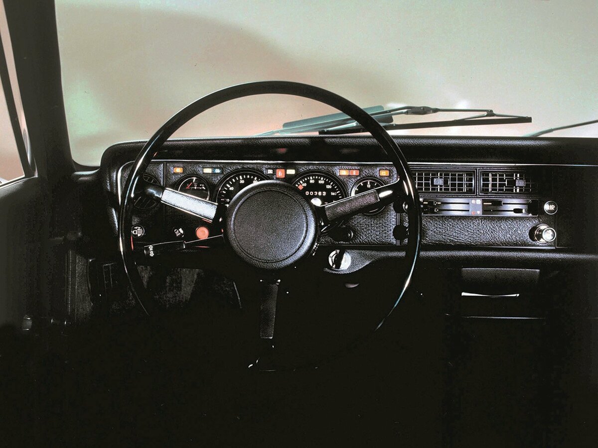 Audi NSU RO 80 1967 – 1977 Седан — фото 4