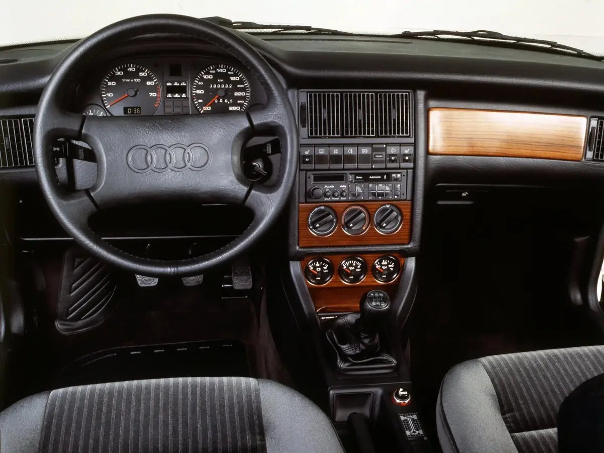 Audi Coupe II (B3) Купе — 照片 5