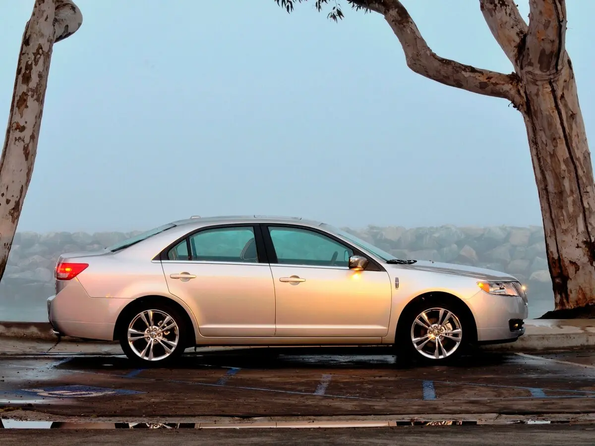 Lincoln MKZ I (Zephyr) Рестайлинг Седан — сүрөт 2