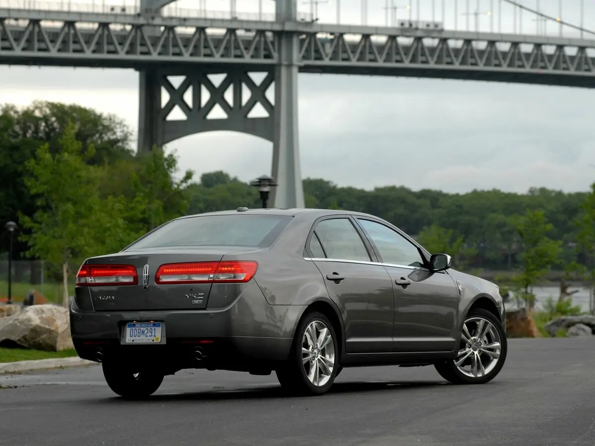 Lincoln MKZ I (Zephyr) Рестайлинг Седан — сүрөт 5