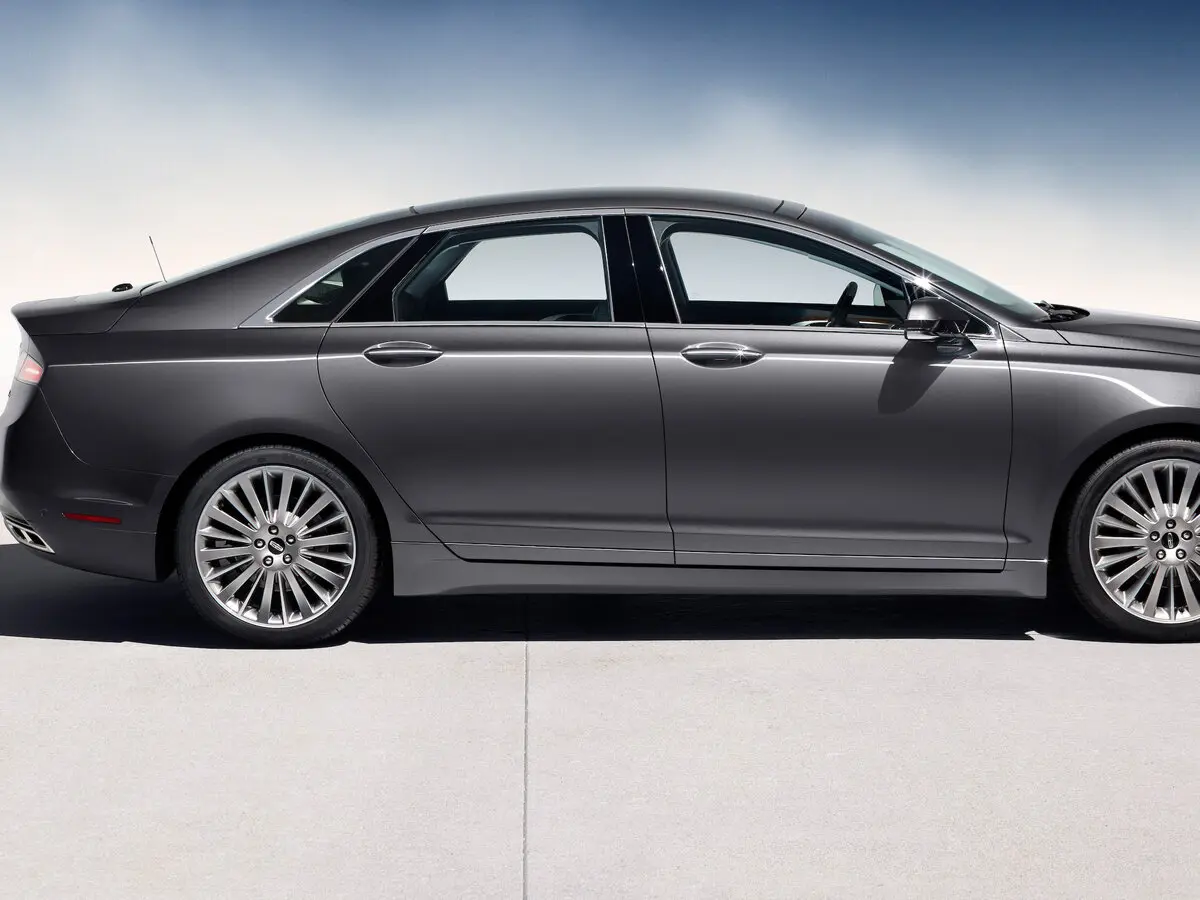 Lincoln MKZ II Седан — photo 2