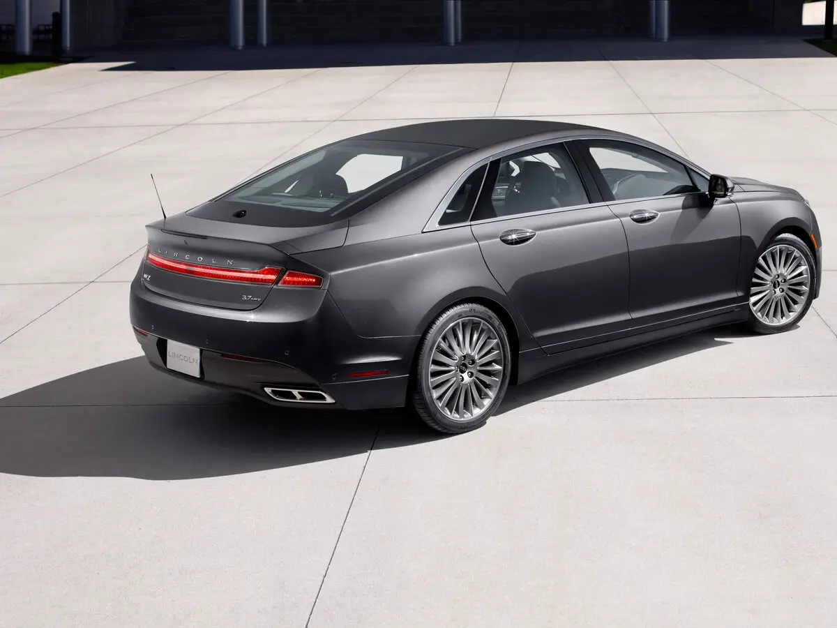 Lincoln MKZ II Седан — photo 4