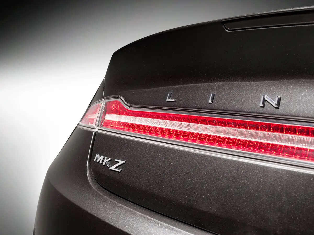 Lincoln MKZ II Седан — photo 9