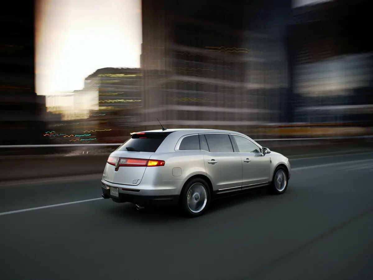 Lincoln MKT I Внедорожник 5 дв. — сүрөт 5