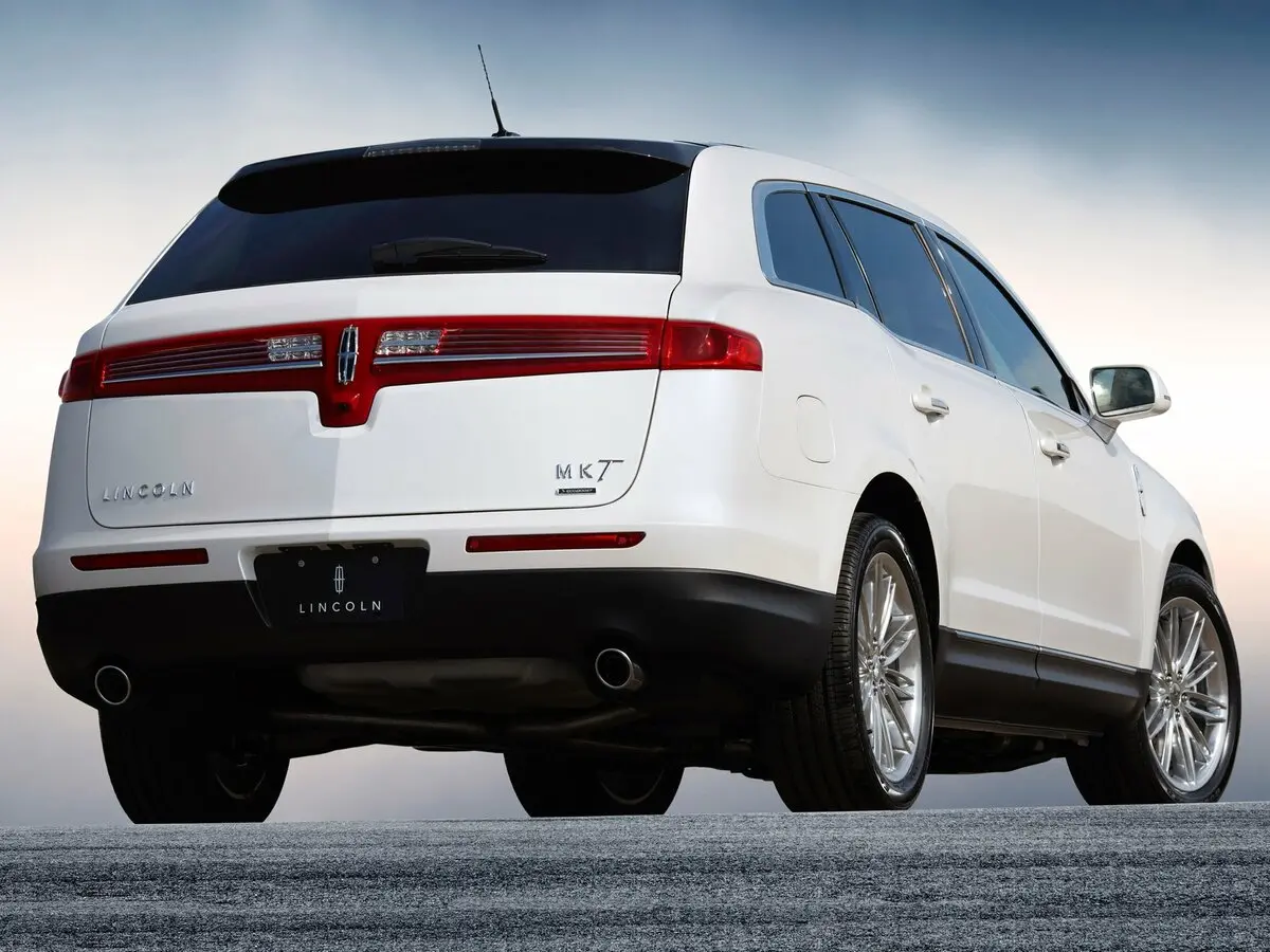 Lincoln MKT I Рестайлинг Внедорожник 5 дв. — 照片 5
