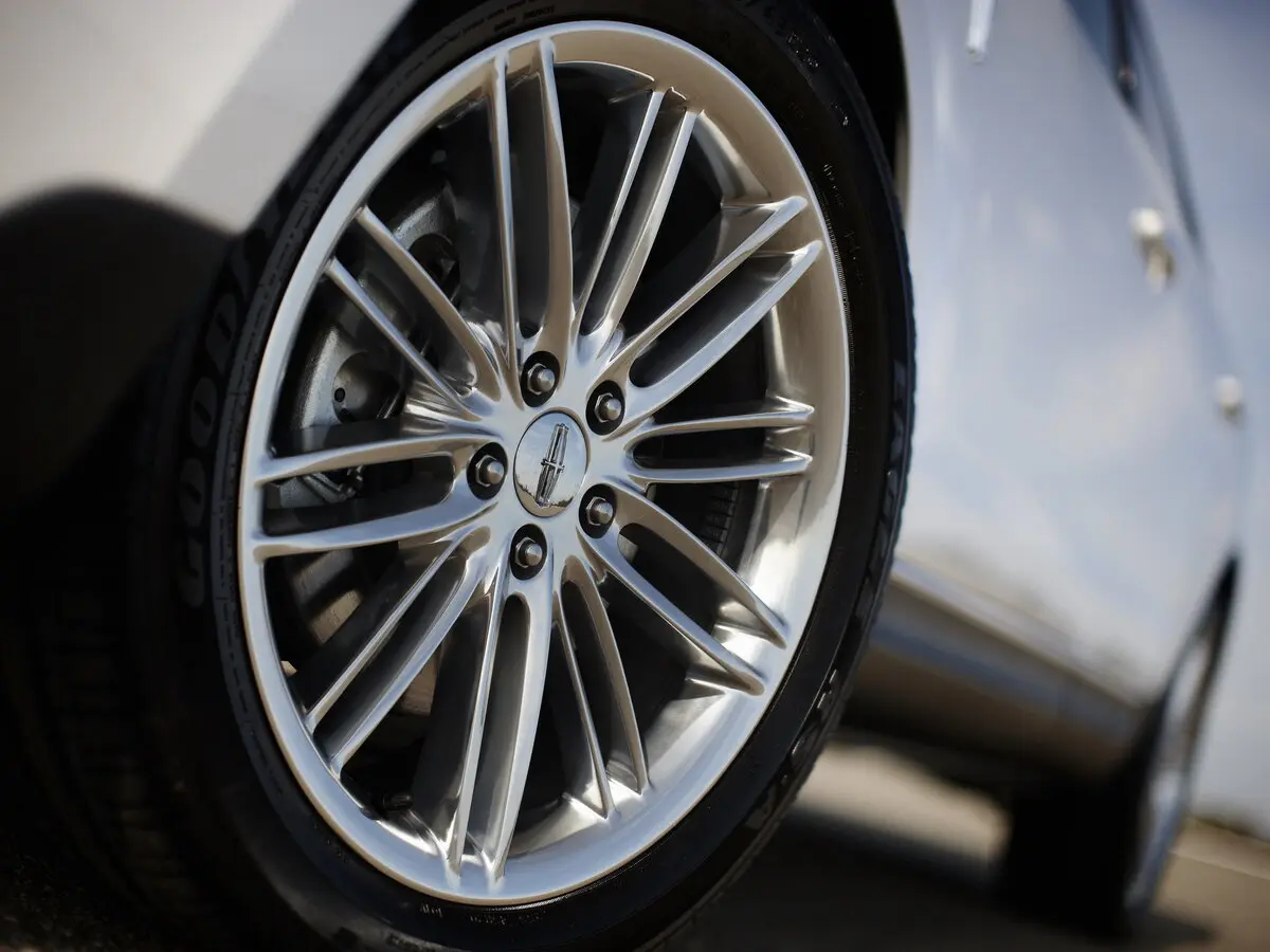 Lincoln MKT I Рестайлинг Внедорожник 5 дв. — 照片 19