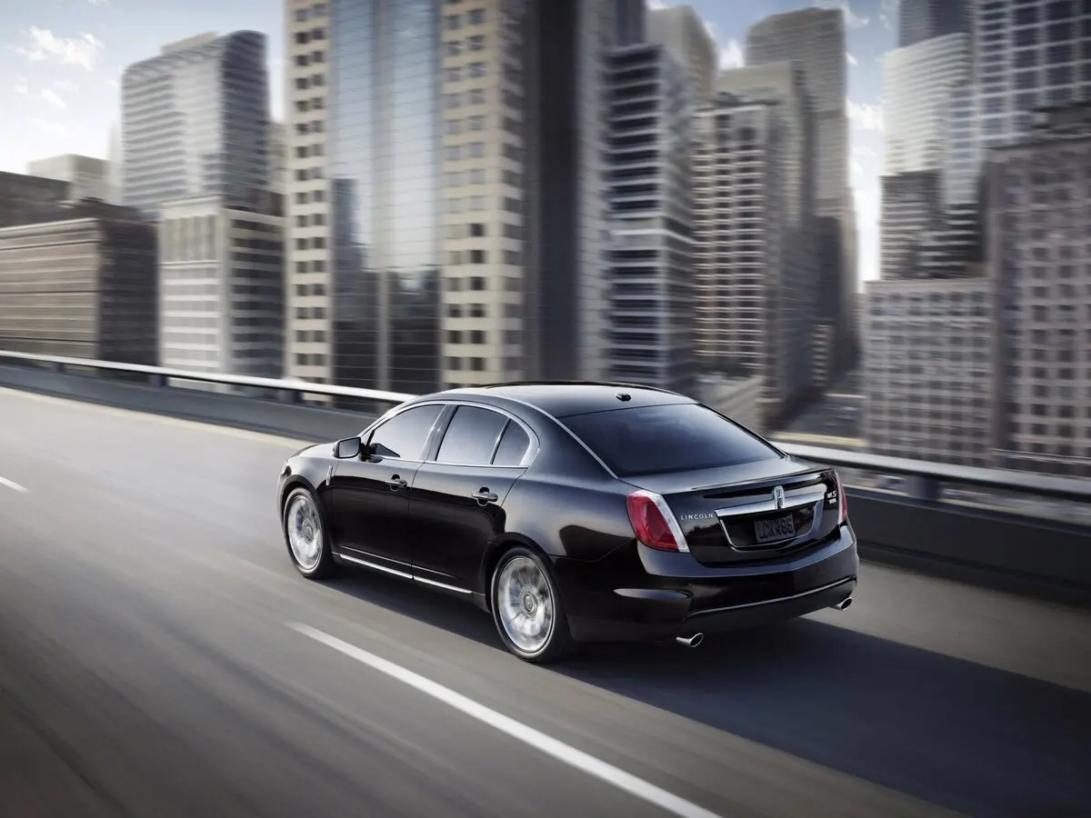 Lincoln MKS I Седан — сүрөт 4