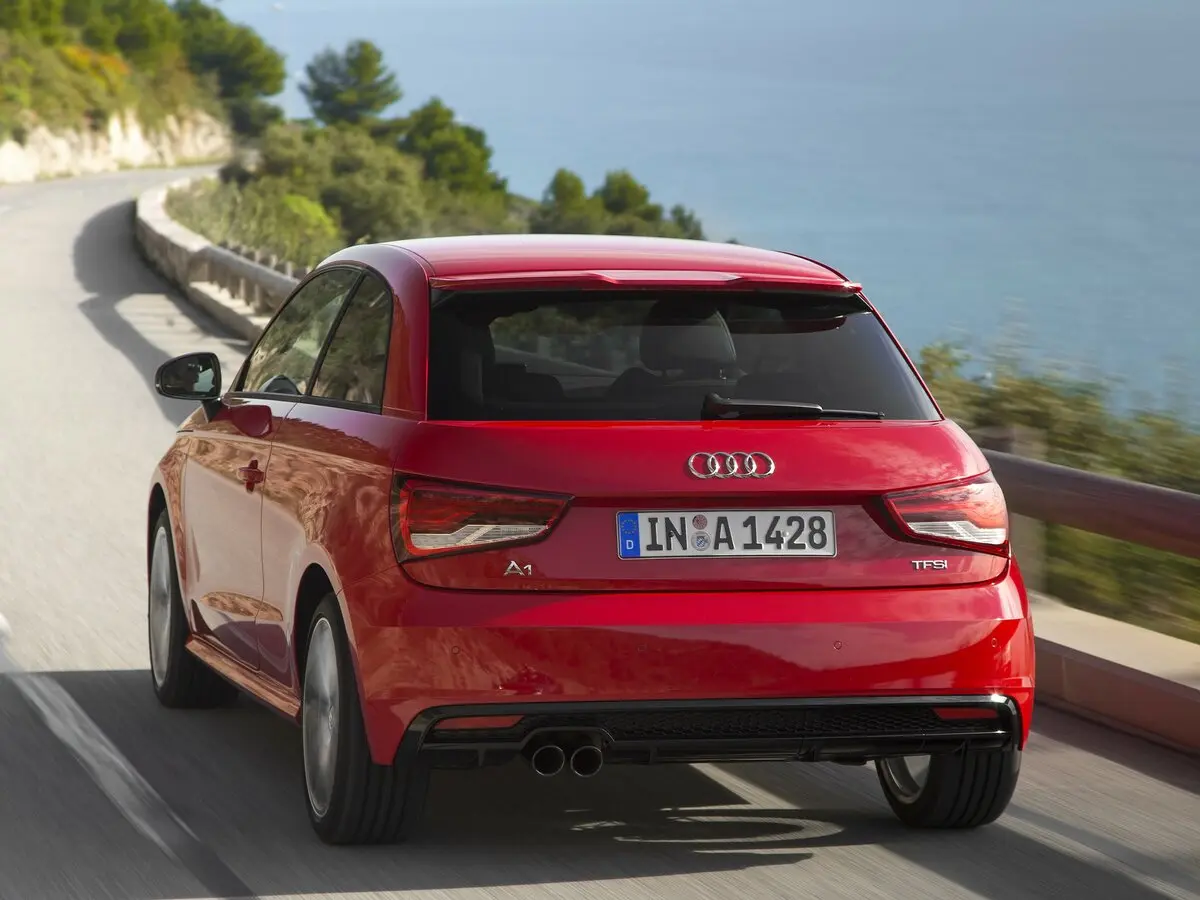 Audi A1 I (8X) Рестайлинг Хэтчбек 3 дв. — сүрөт 4