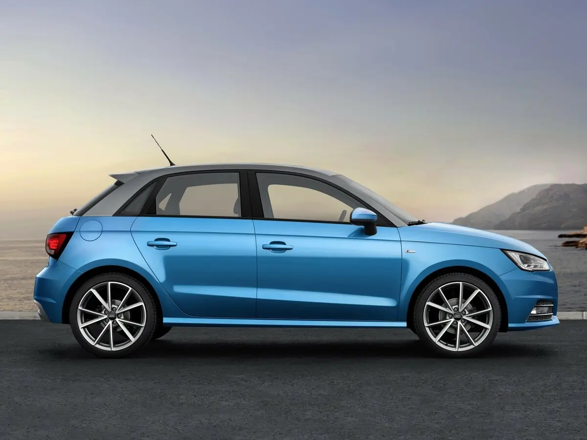 Audi A1 I (8X) Рестайлинг Хэтчбек 5 дв. Sportback — photo 2