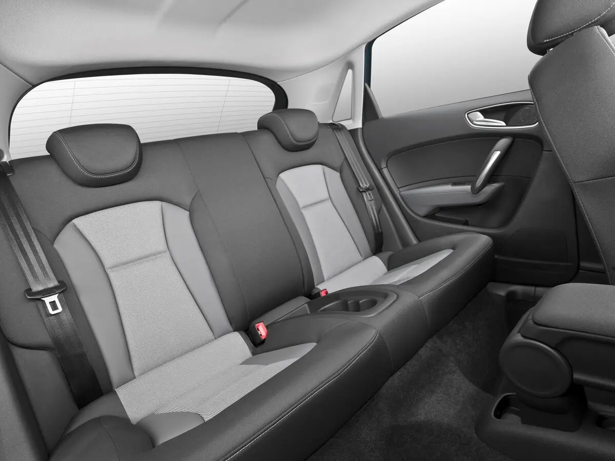 Audi A1 I (8X) Рестайлинг Хэтчбек 5 дв. Sportback — photo 12