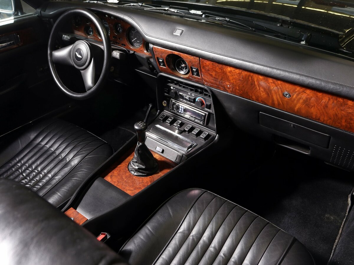 Aston Martin V8 Vantage I Кабриолет — фото 5