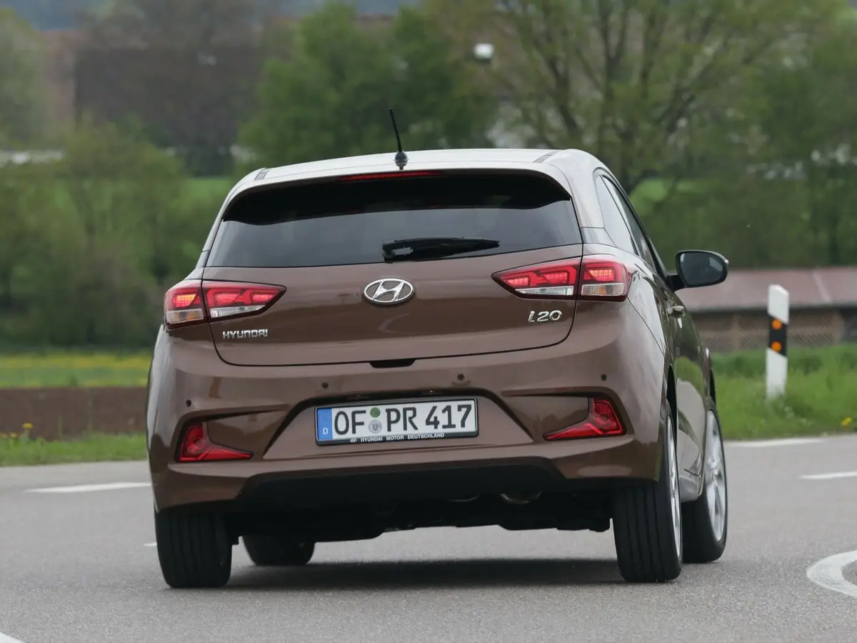 Hyundai i20 II Хэтчбек 3 дв. — сүрөт 4