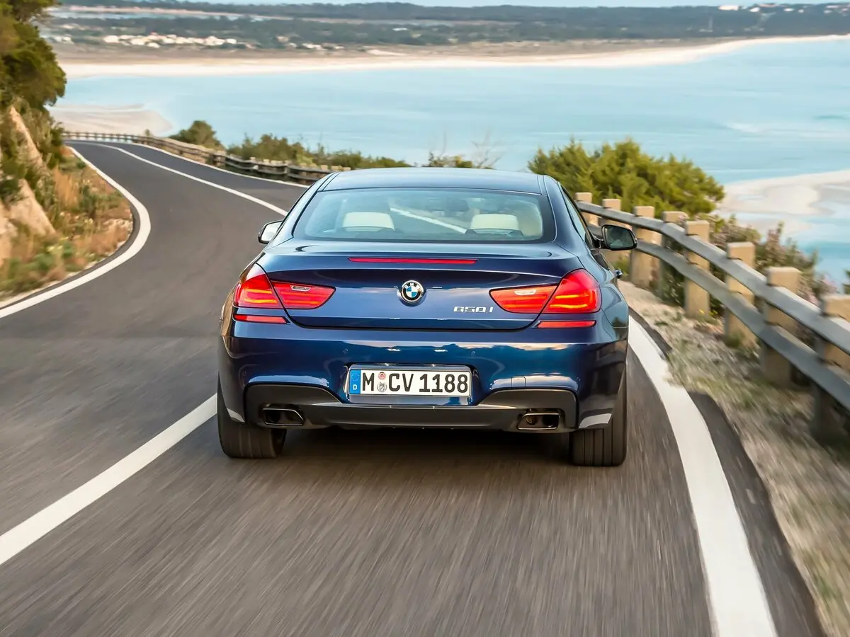 BMW 6 серии III (F06/F13/F12) Рестайлинг Купе — сүрөт 4