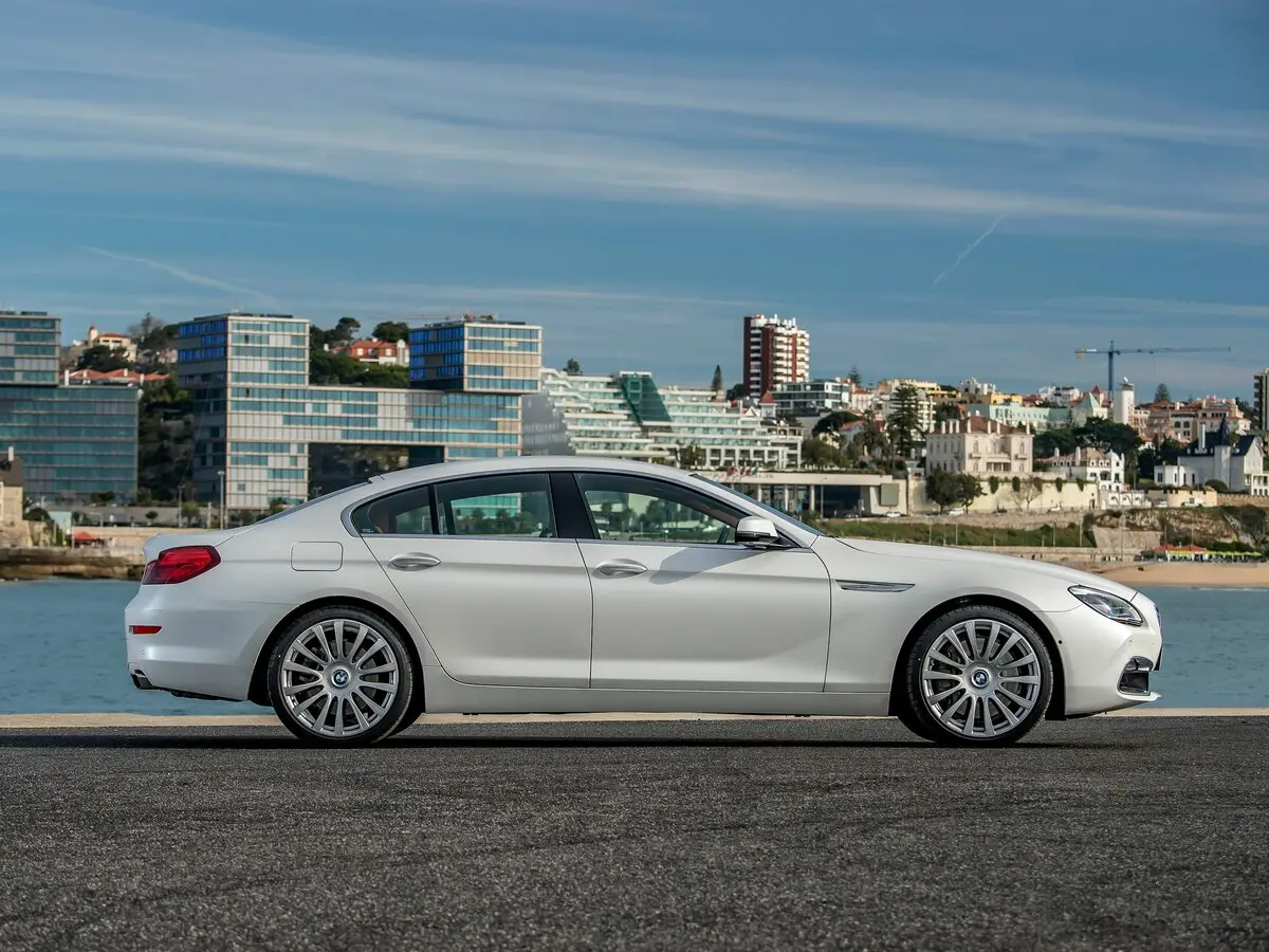 BMW 6 серии III (F06/F13/F12) Рестайлинг Седан Gran Coupe — photo 2