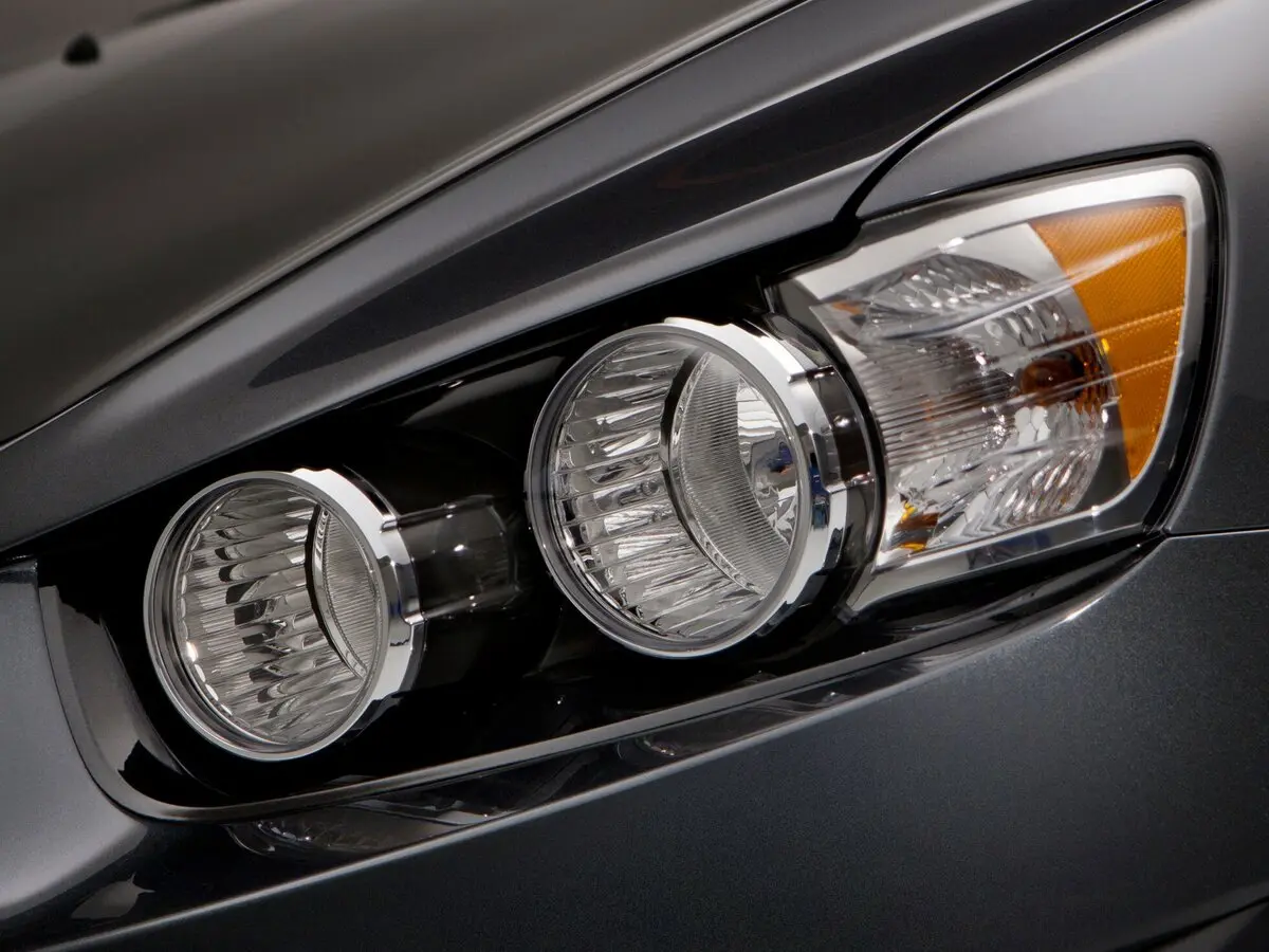 Chevrolet Sonic I Седан — photo 11
