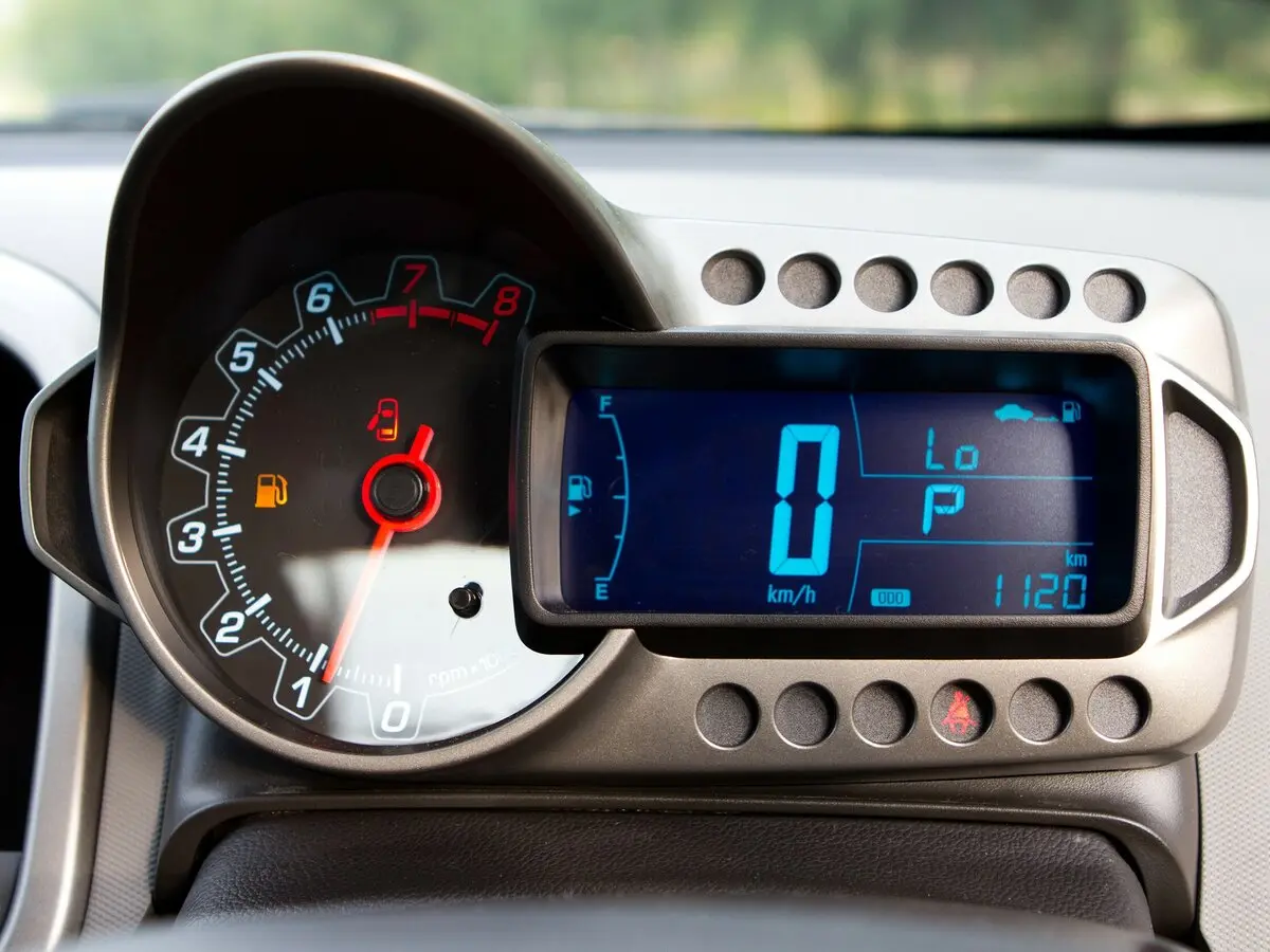 Chevrolet Sonic I Хэтчбек 5 дв. — сүрөт 7