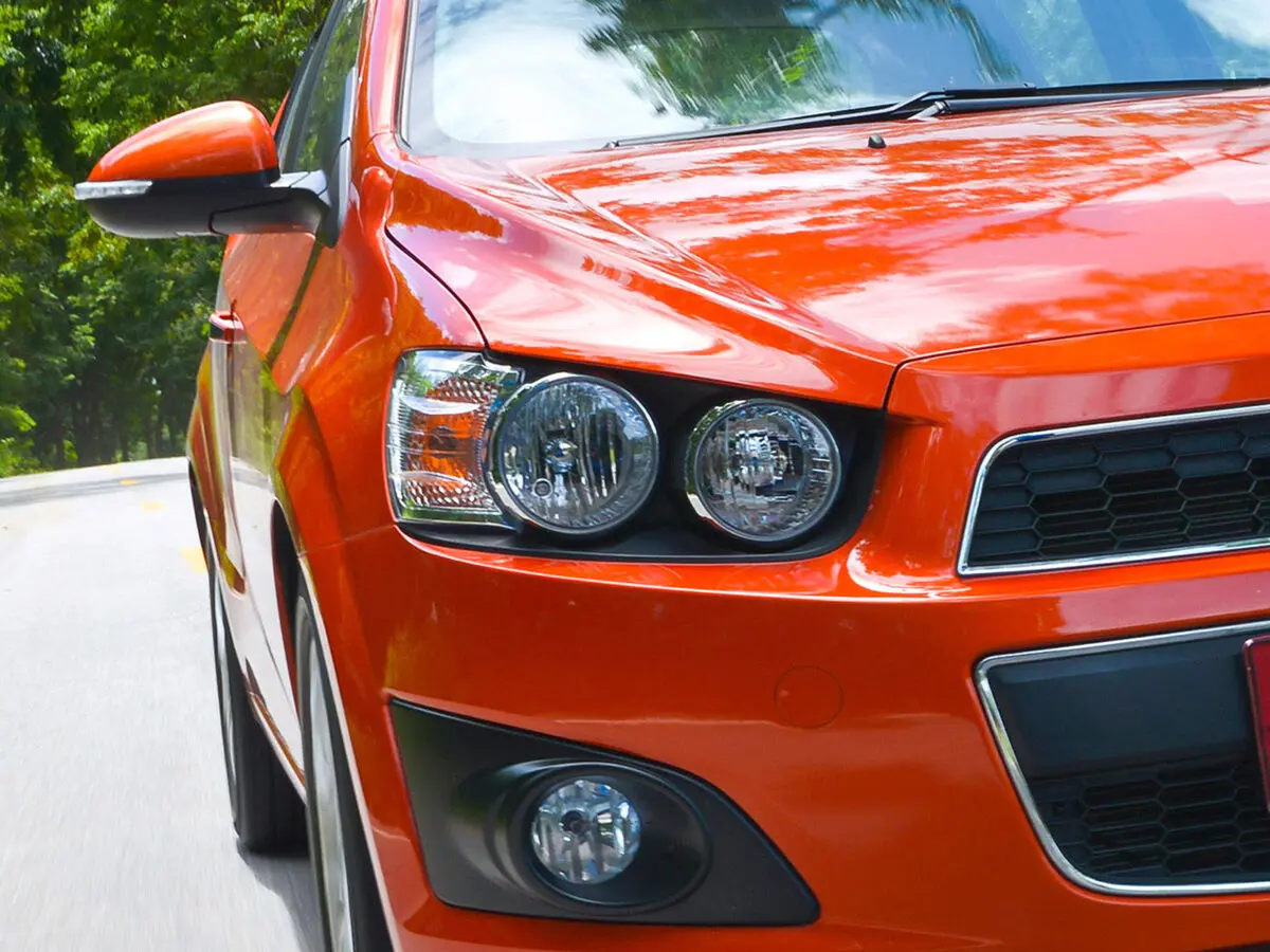 Chevrolet Sonic I Хэтчбек 5 дв. — сүрөт 12