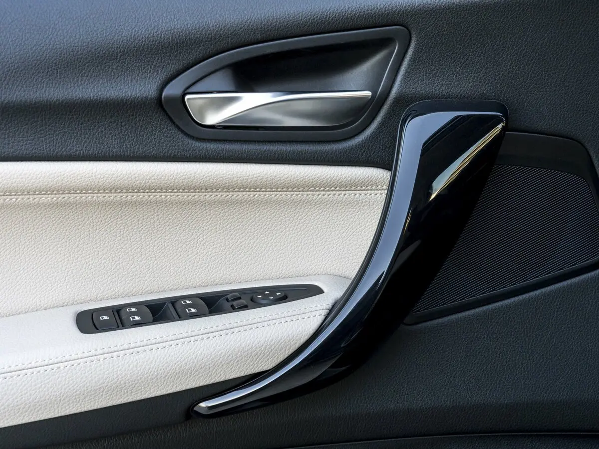BMW 1 серии II (F20/F21) Рестайлинг Хэтчбек 5 дв. — 照片 11
