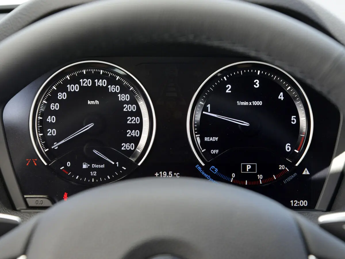 BMW 1 серии II (F20/F21) Рестайлинг Хэтчбек 3 дв. — сүрөт 8