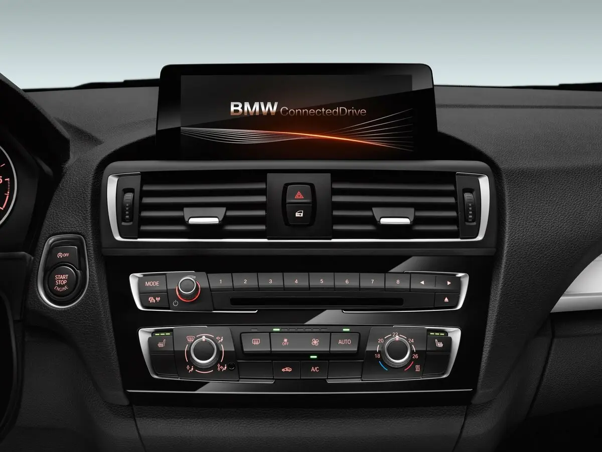 BMW 1 серии II (F20/F21) Рестайлинг Хэтчбек 3 дв. — сүрөт 15