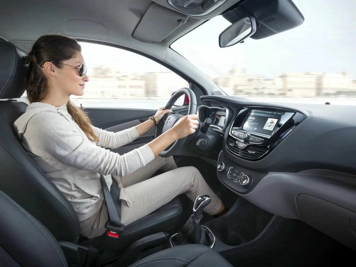 Opel Karl 2015 – 2019 Хэтчбек 5 дв. — photo 5