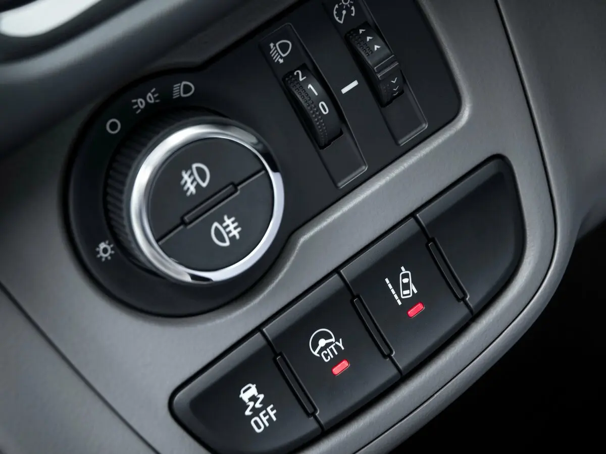 Opel Karl 2015 – 2019 Хэтчбек 5 дв. — photo 11