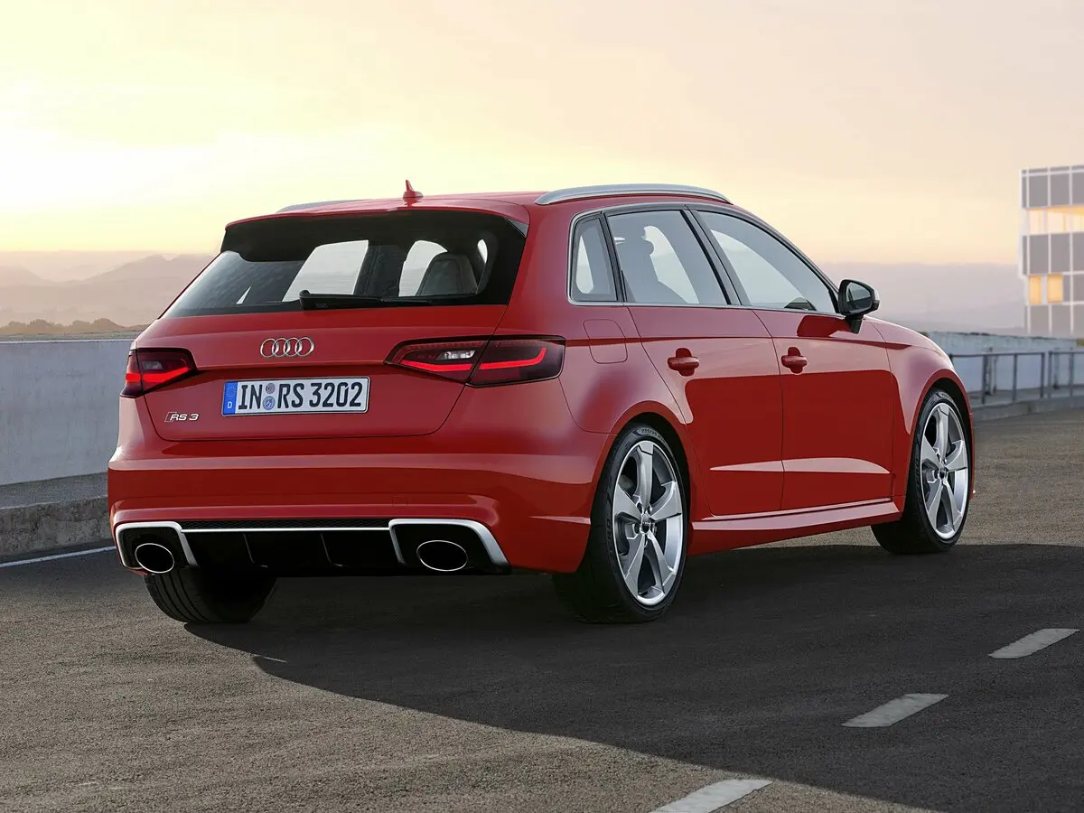 Audi RS 3 II (8V) Хэтчбек 5 дв. Sportback — сүрөт 4