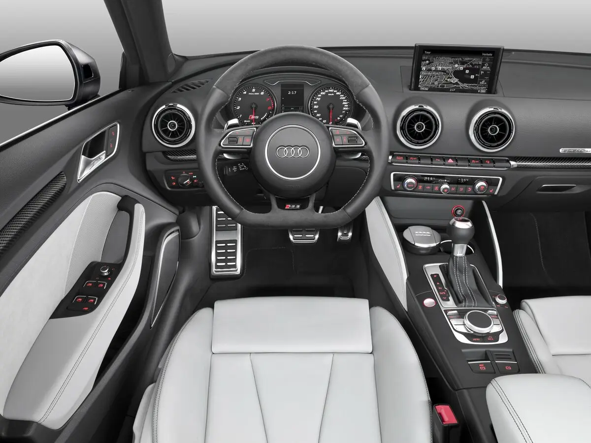 Audi RS 3 II (8V) Хэтчбек 5 дв. Sportback — сүрөт 5