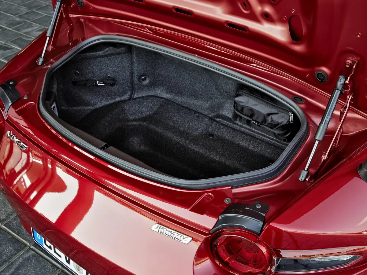 Mazda MX-5 IV (ND) Родстер — сүрөт 13