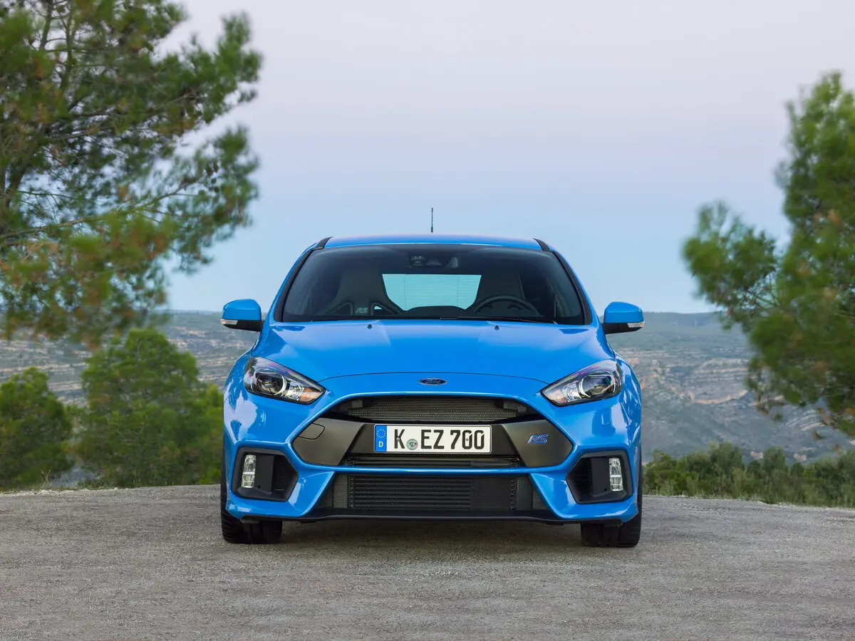 Ford Focus RS III Хэтчбек 5 дв. — сүрөт 3
