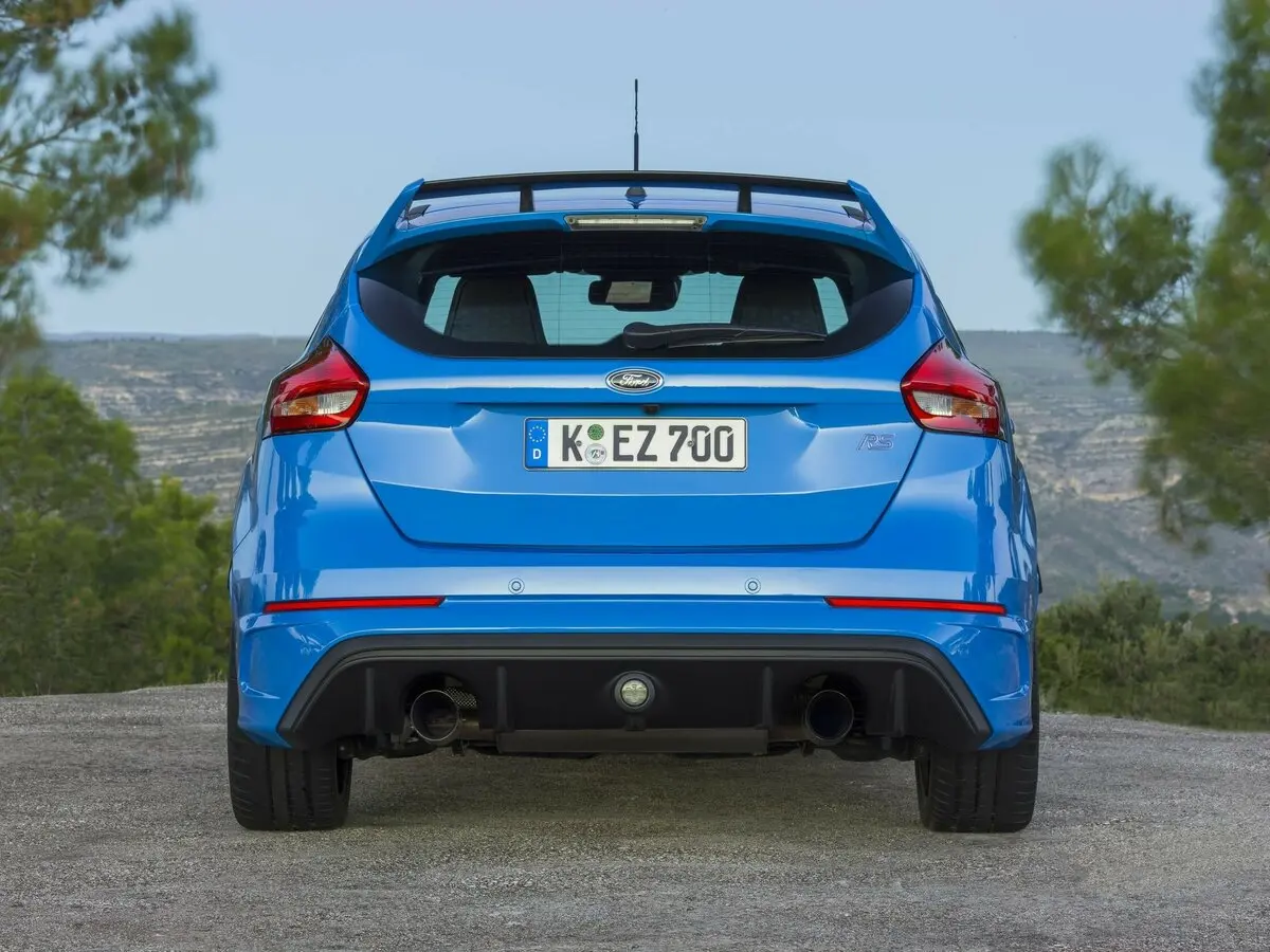 Ford Focus RS III Хэтчбек 5 дв. — сүрөт 4