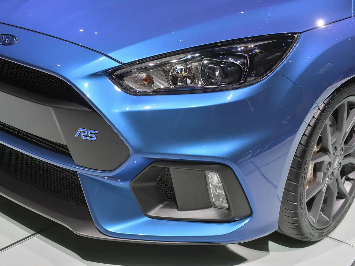 Ford Focus RS III Хэтчбек 5 дв. — сүрөт 15