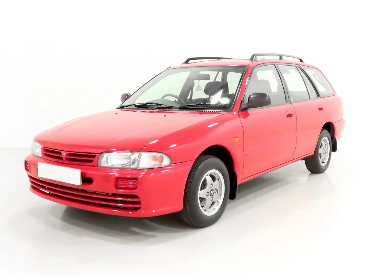 Mitsubishi Lancer VI Универсал 5 дв. — фото 2