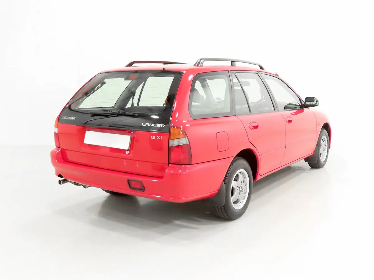 Mitsubishi Lancer VI Универсал 5 дв. — фото 6