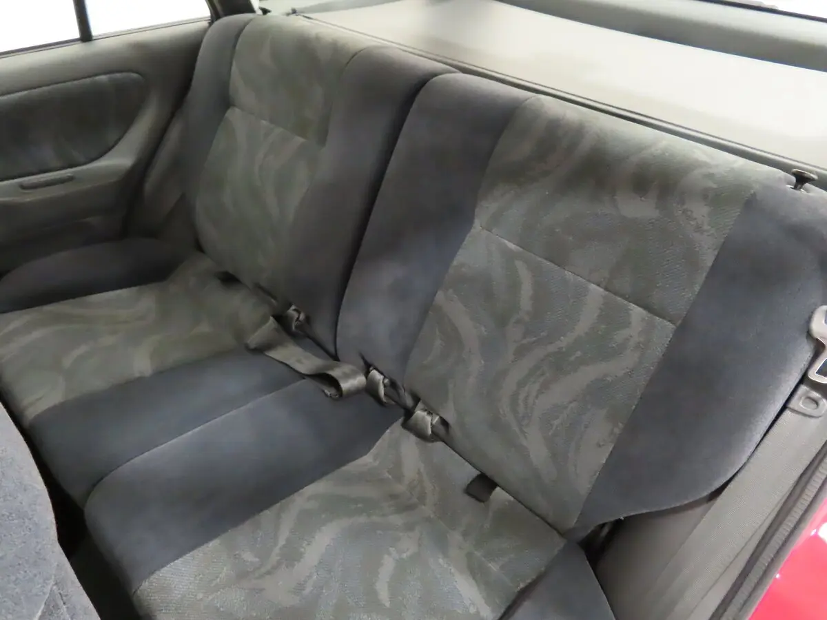 Mitsubishi Lancer VI Универсал 5 дв. — фото 10