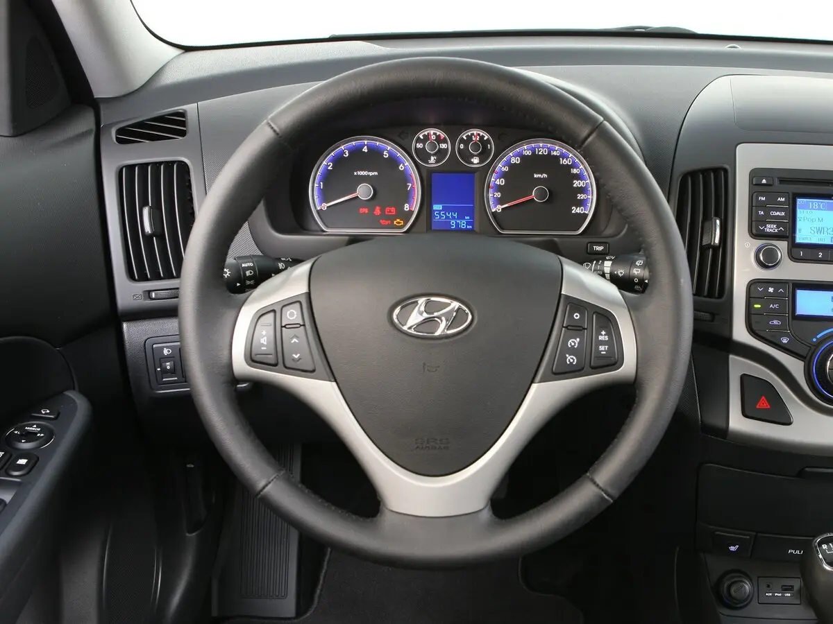 Hyundai i30 I Рестайлинг Универсал 5 дв. — фото 7
