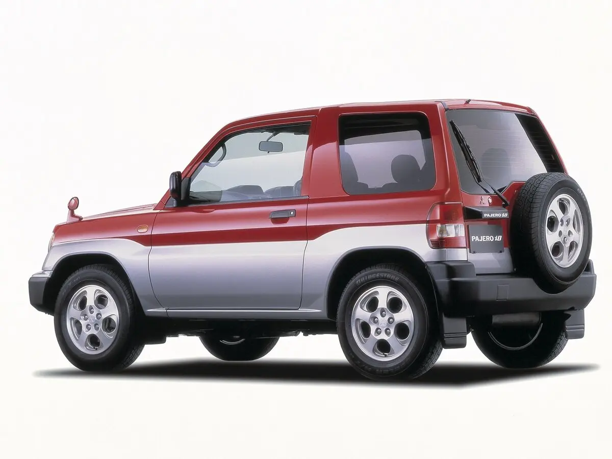 Mitsubishi Pajero iO 1998 – 2007 Внедорожник 3 дв. — сүрөт 3
