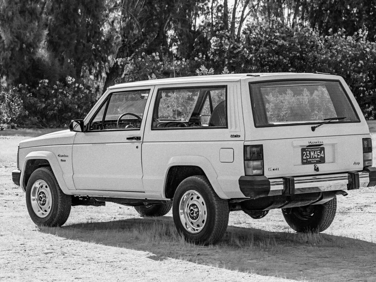 Jeep Cherokee II (XJ) Внедорожник 3 дв. — сүрөт 4