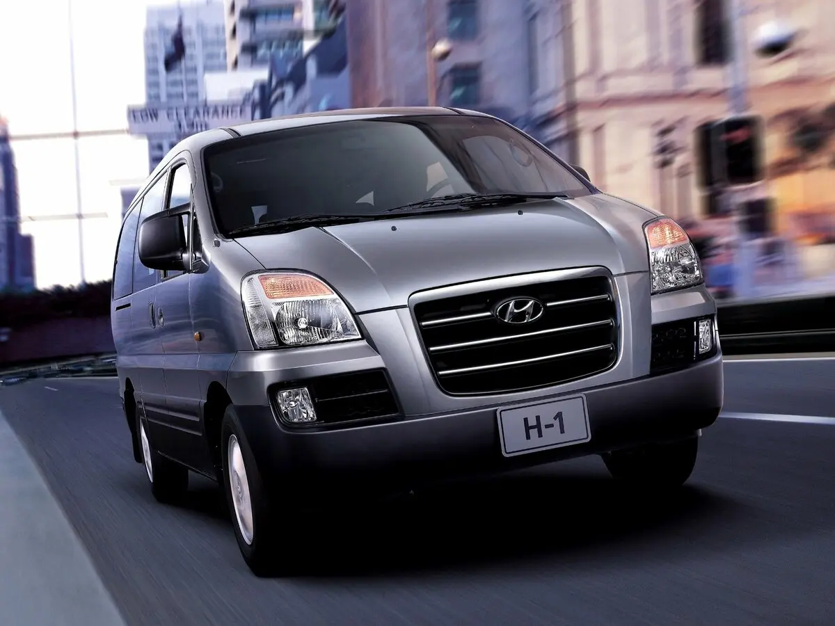 Hyundai H-1 I Рестайлинг Минивэн — фото 2