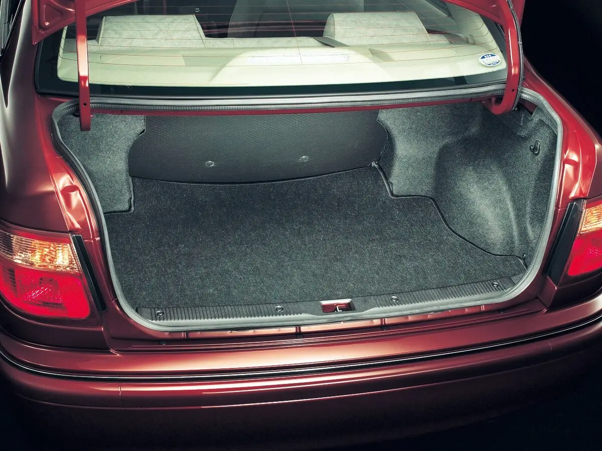 Nissan Bluebird Sylphy I (G10) Седан — сүрөт 8