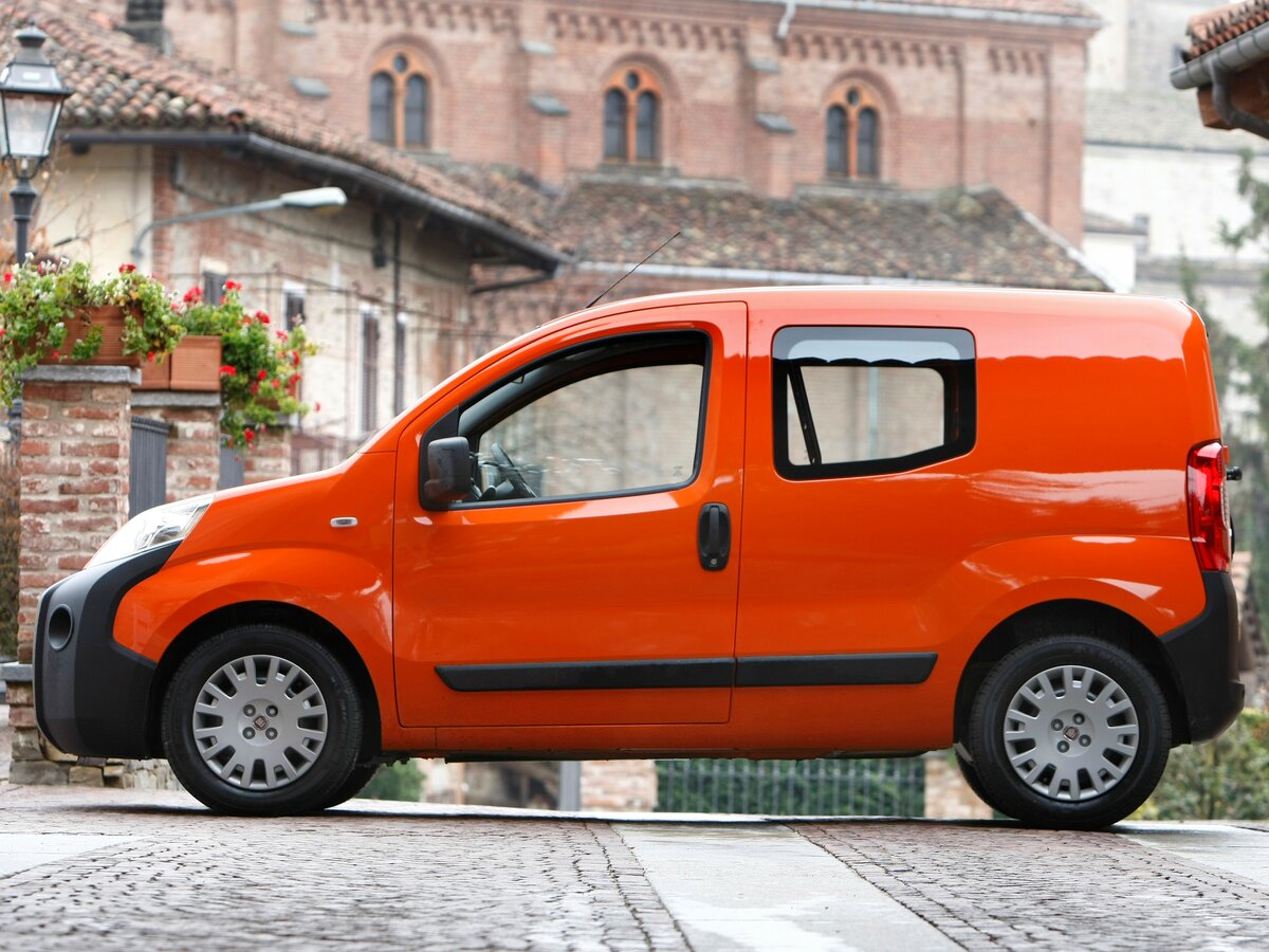 Fiat Fiorino III Компактвэн — фото 2