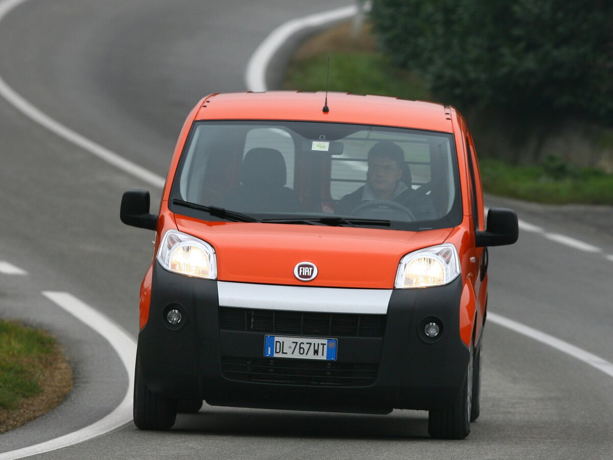 Fiat Fiorino III Компактвэн — фото 3