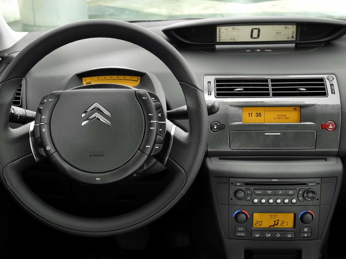 Citroen C4 I Седан
