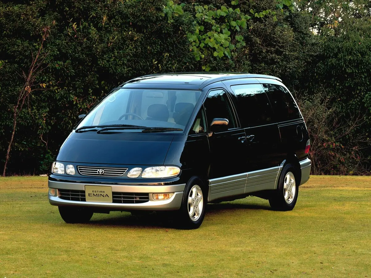 Toyota Estima I Минивэн Emina