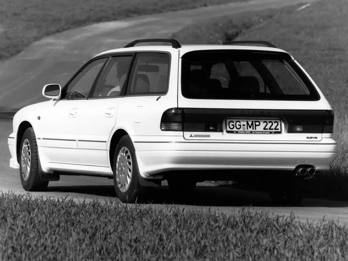 Mitsubishi Sigma 1990 – 1996 Универсал 5 дв. — 照片 3