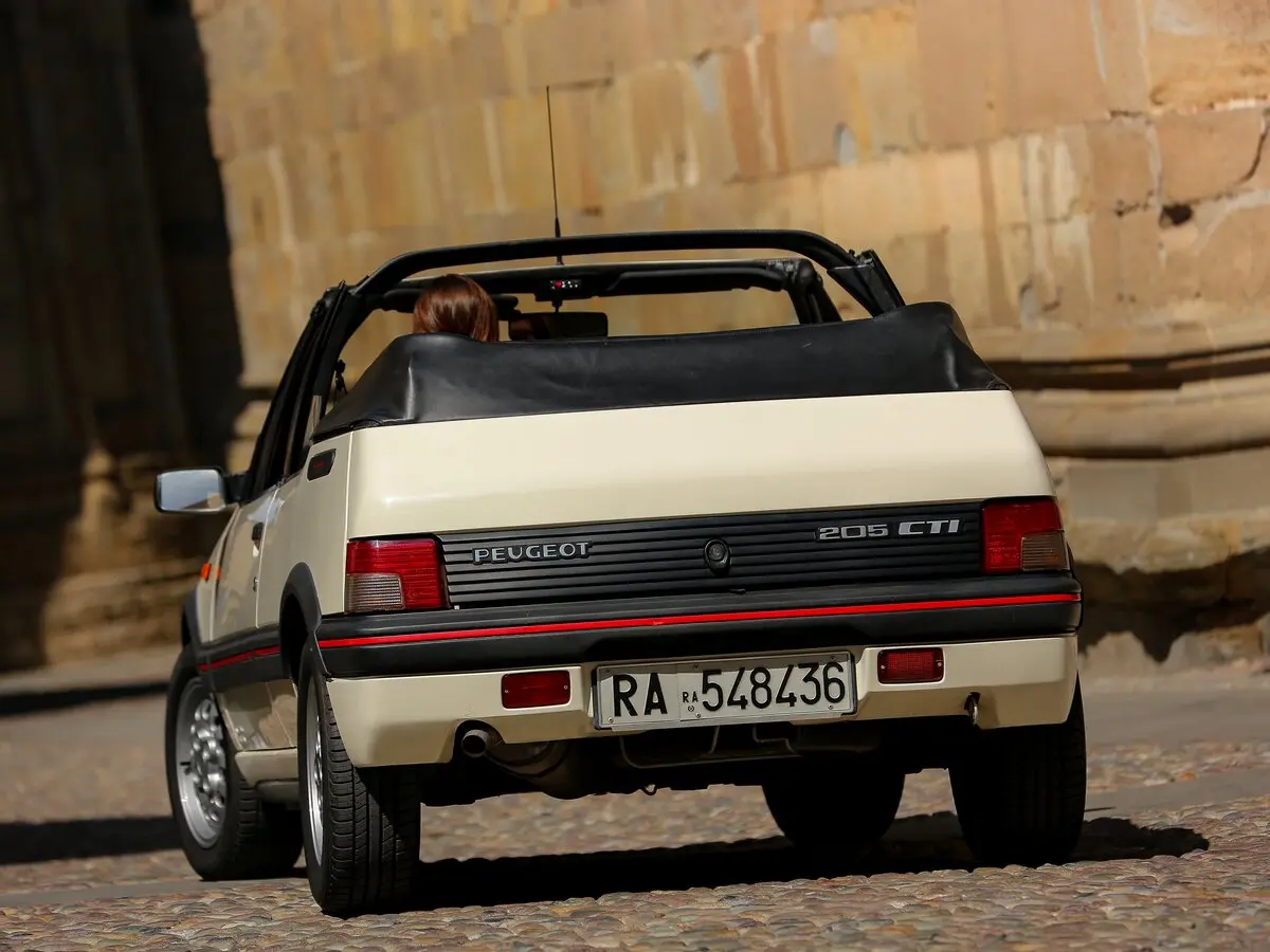 Peugeot 205 1983 – 1998 Кабриолет — сүрөт 3