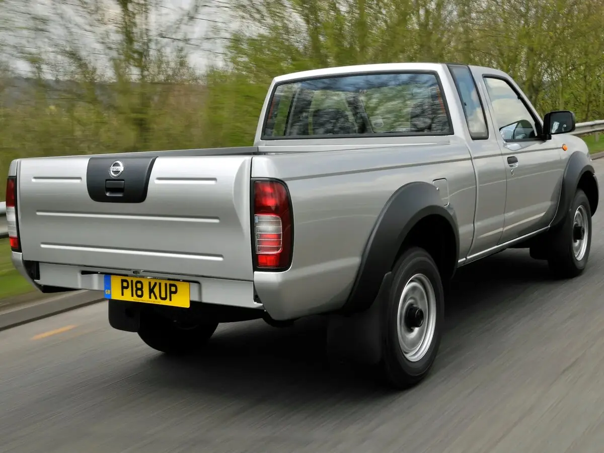 Nissan NP300 2008 – 2015 Пикап Полуторная кабина — сүрөт 5
