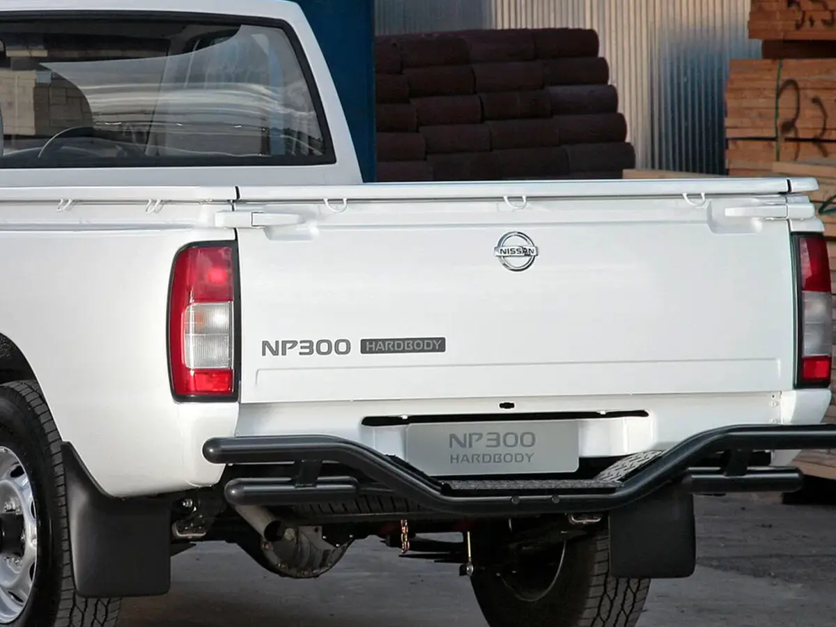 Nissan NP300 2008 – 2015 Пикап Одинарная кабина — сүрөт 8