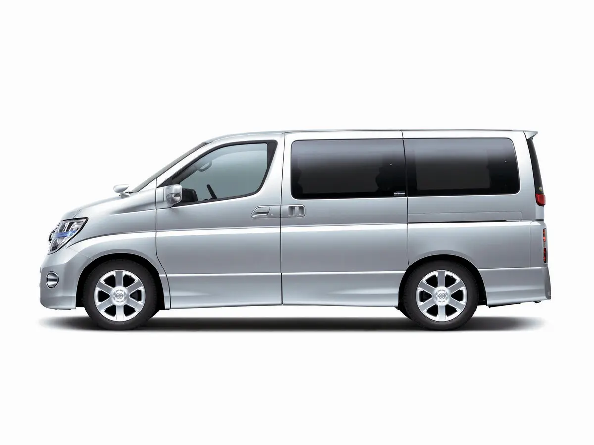 Nissan Elgrand II (E51) Минивэн — сүрөт 3
