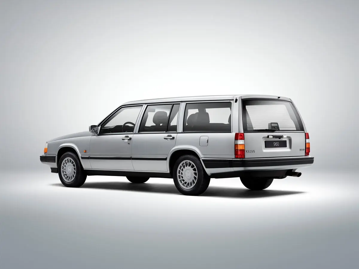Volvo 960 I Универсал 5 дв. — сүрөт 4